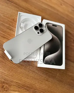 New Apple iPhone 15 Pro Max 256 GB White