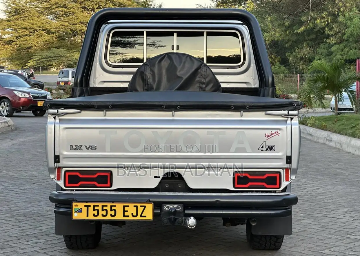 Toyota Land Cruiser 2020 Silver