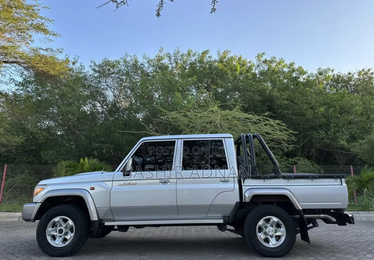 Toyota Land Cruiser 2020 Silver