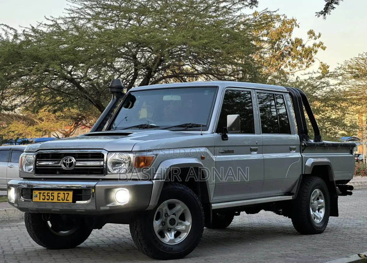 Toyota Land Cruiser 2020 Silver