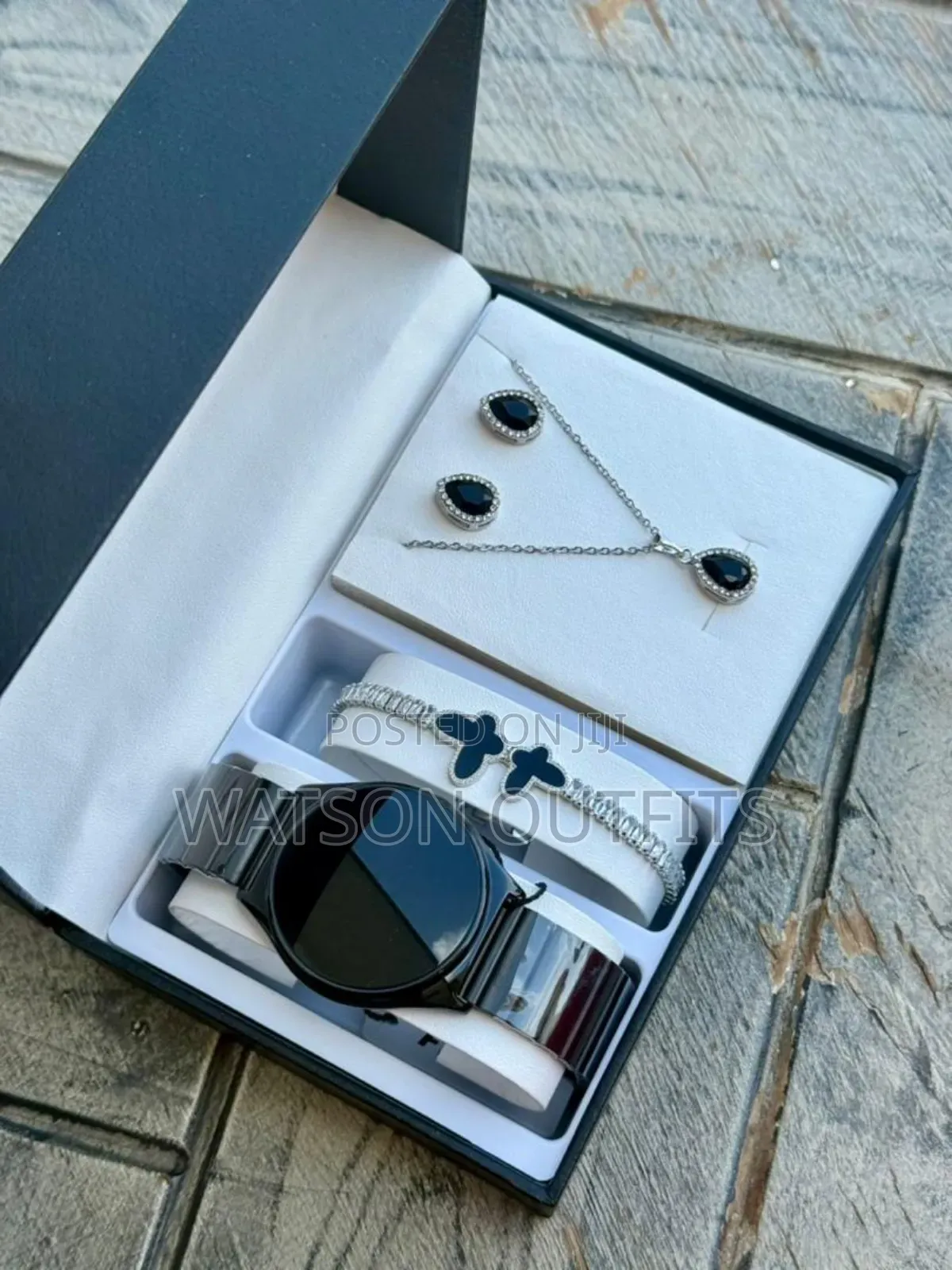 New Ladies Sets Full Boxed