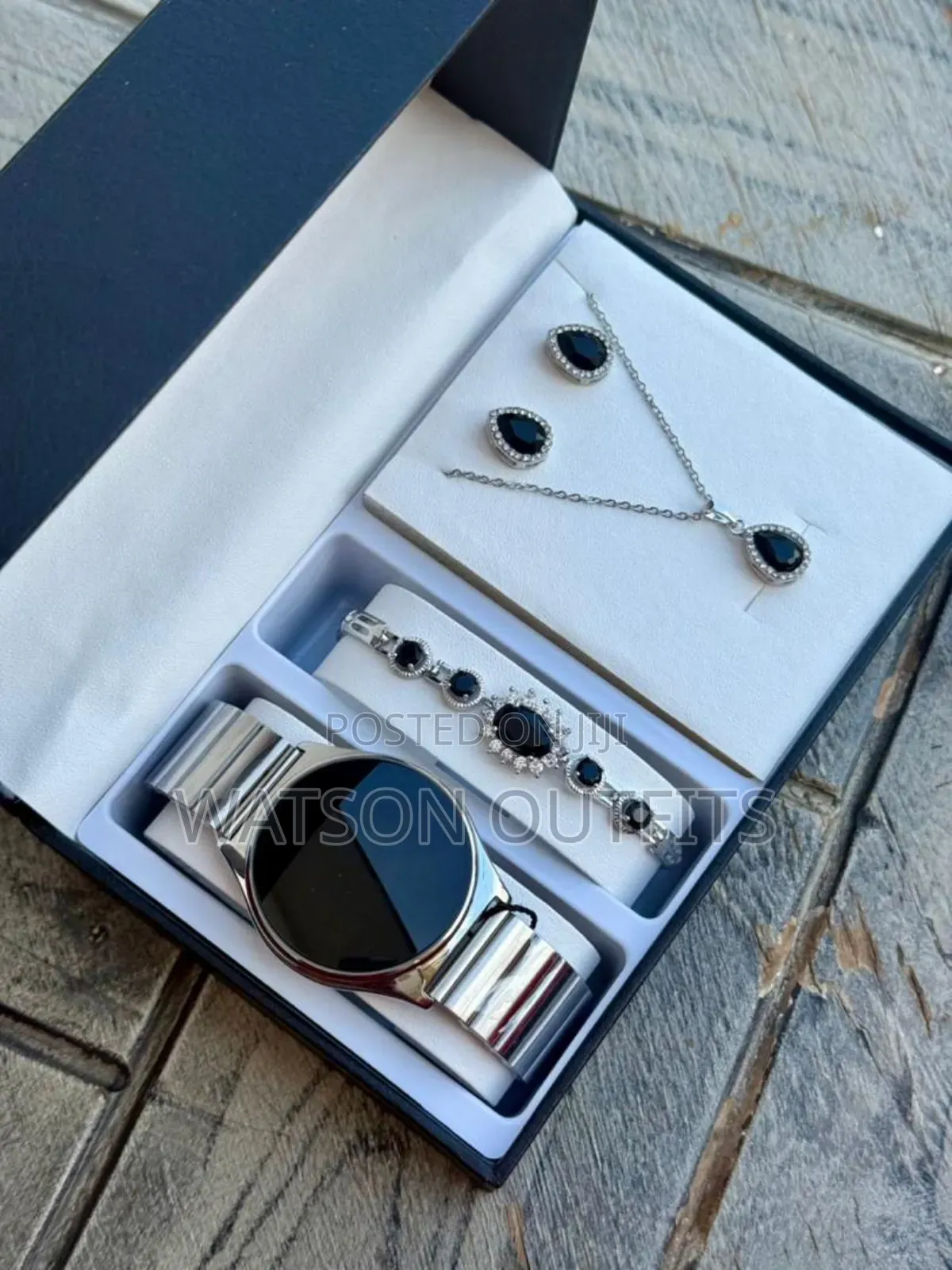 New Ladies Sets Full Boxed