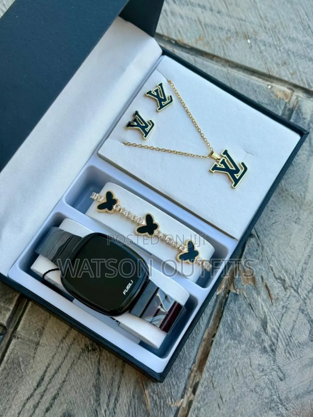 New Ladies Sets Full Boxed