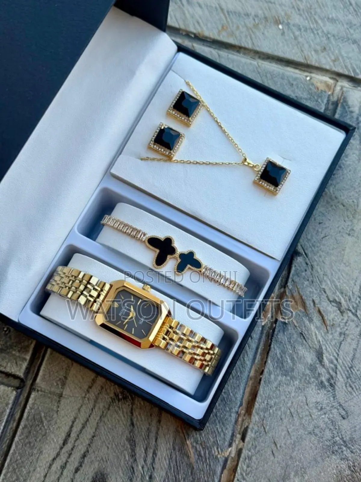 New Ladies Sets Full Boxed