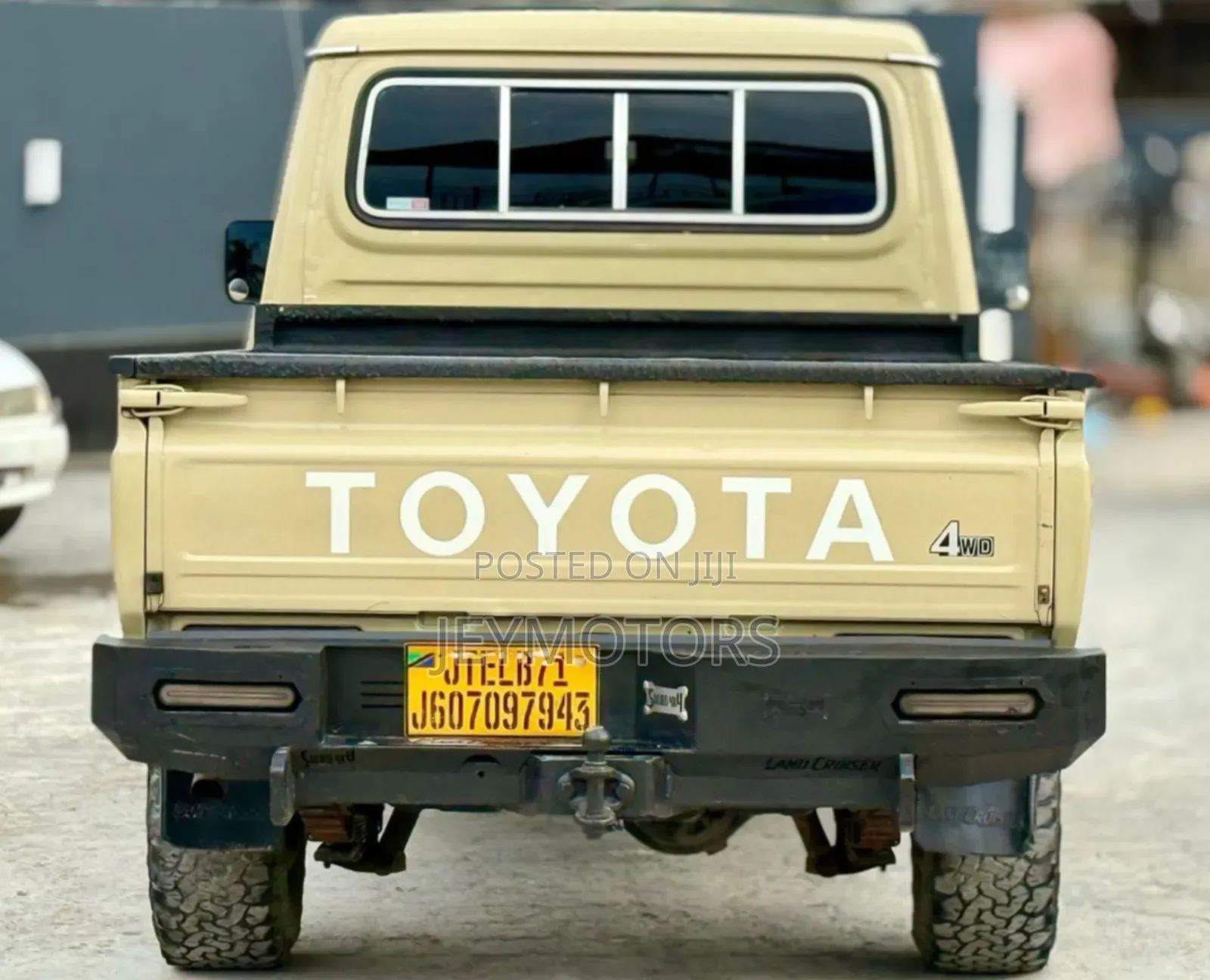 Toyota Land Cruiser 2013 Beige