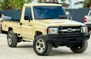 Toyota Land Cruiser 2013 Beige