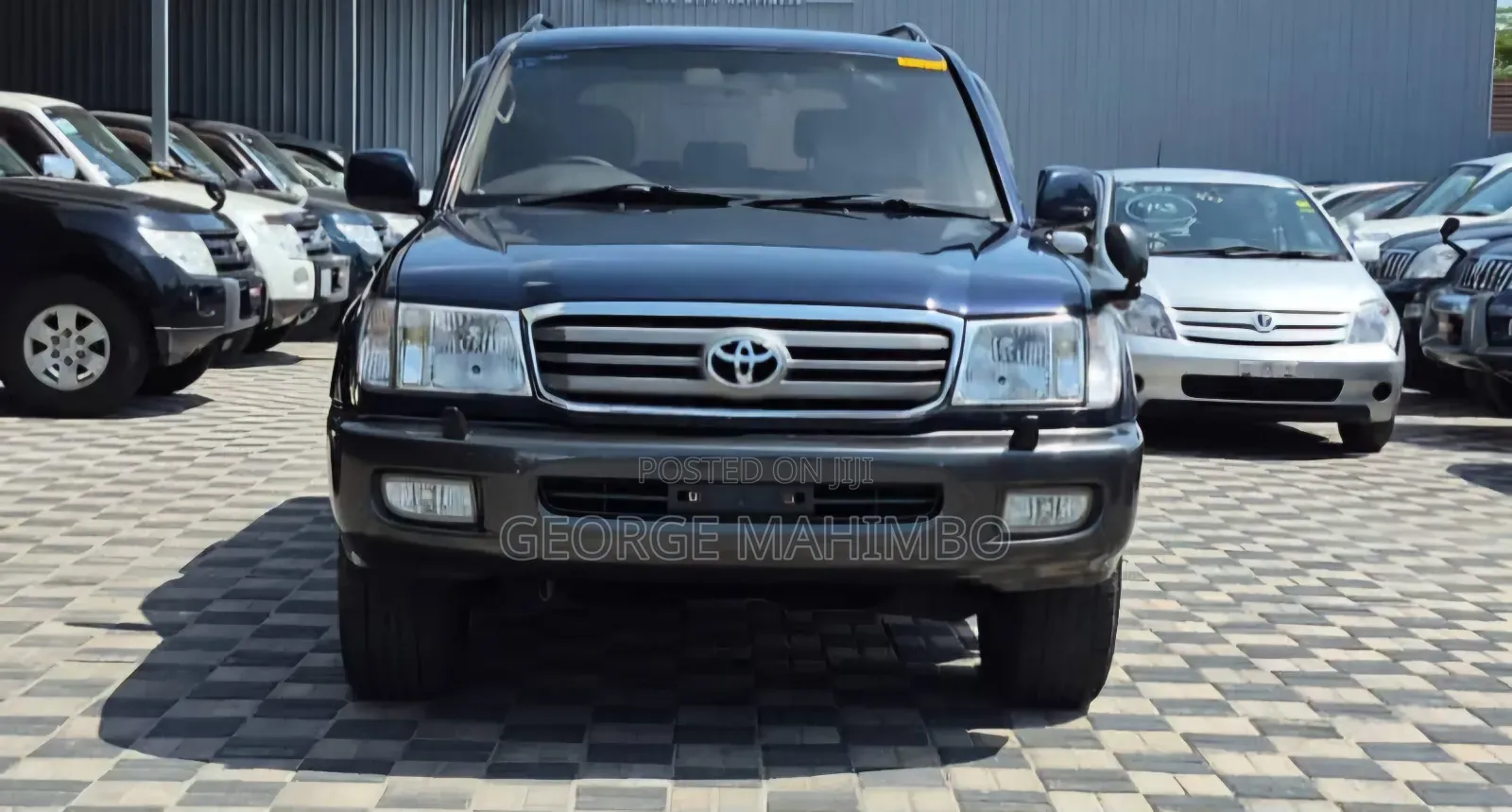 Toyota Land Cruiser 2004 Black