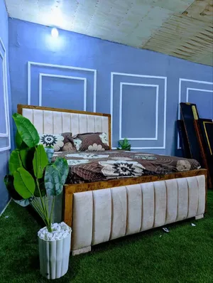 Kitanda Bed Sofa 5/6 Well Desgned
