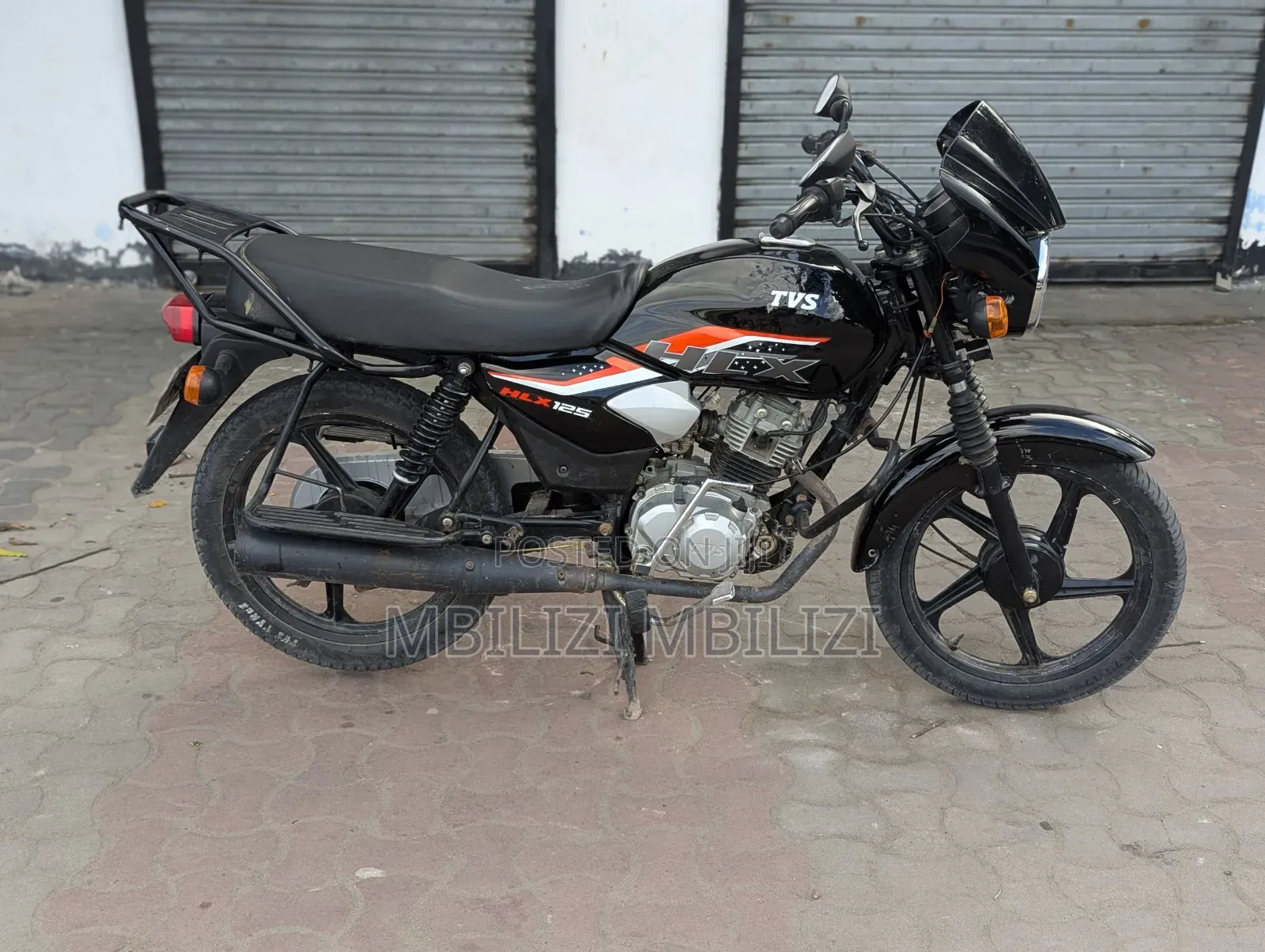 TVS HLX 125 2025 Black