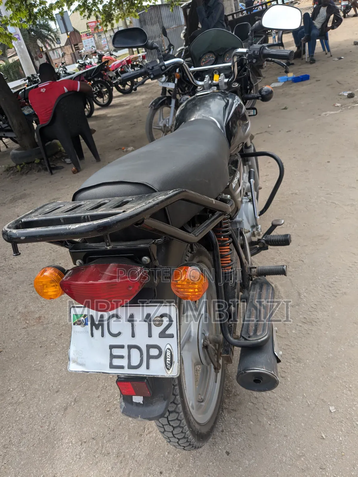 Bajaj Boxer 125 2024 Black