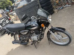 Bajaj Boxer 125 2024 Black