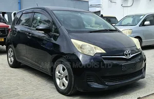 Toyota Ractis 2011 Black