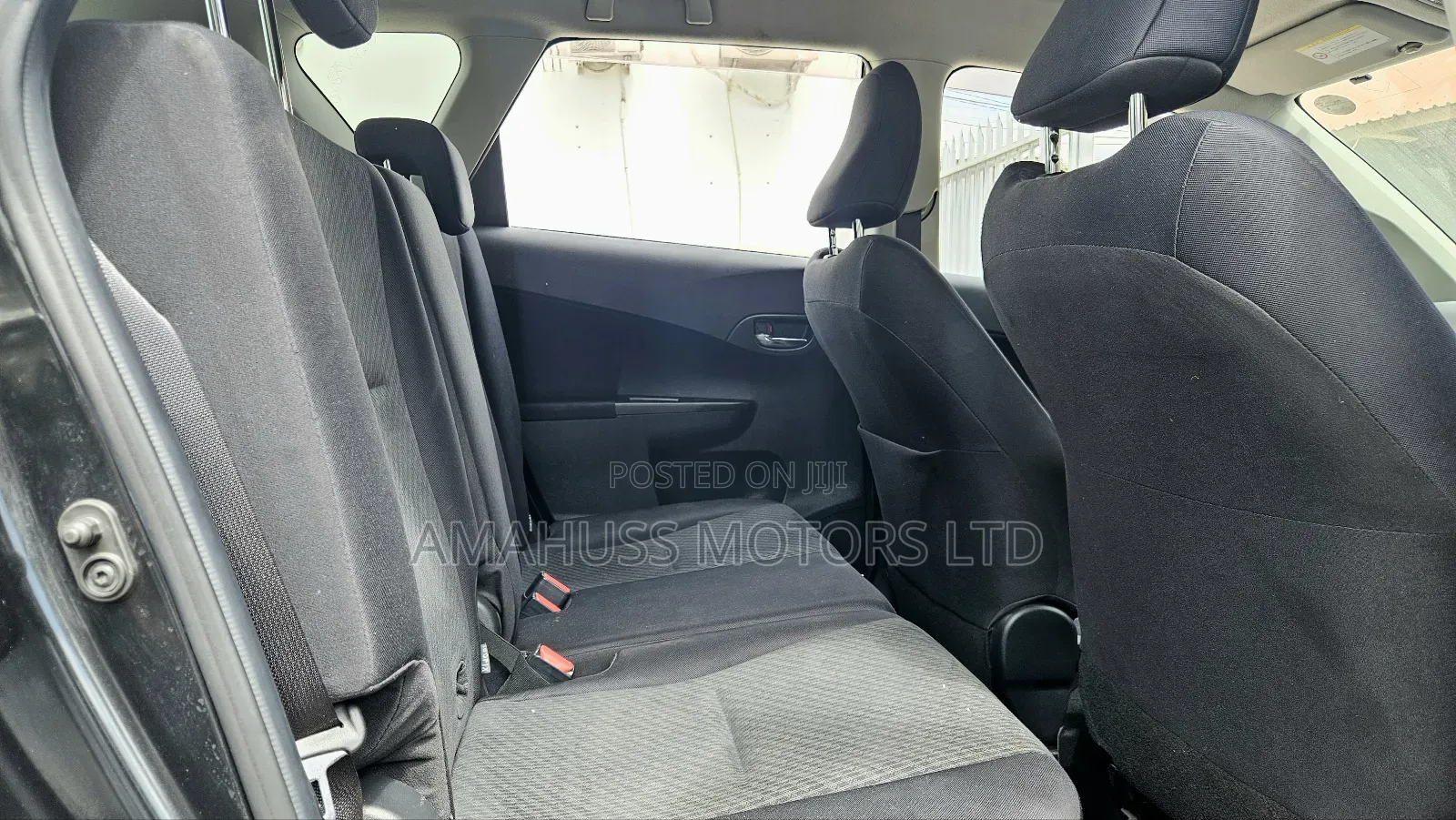 Toyota Ractis 2011 Black