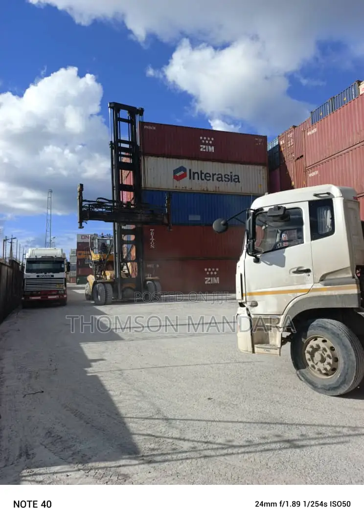 40 Feet Container With Documents