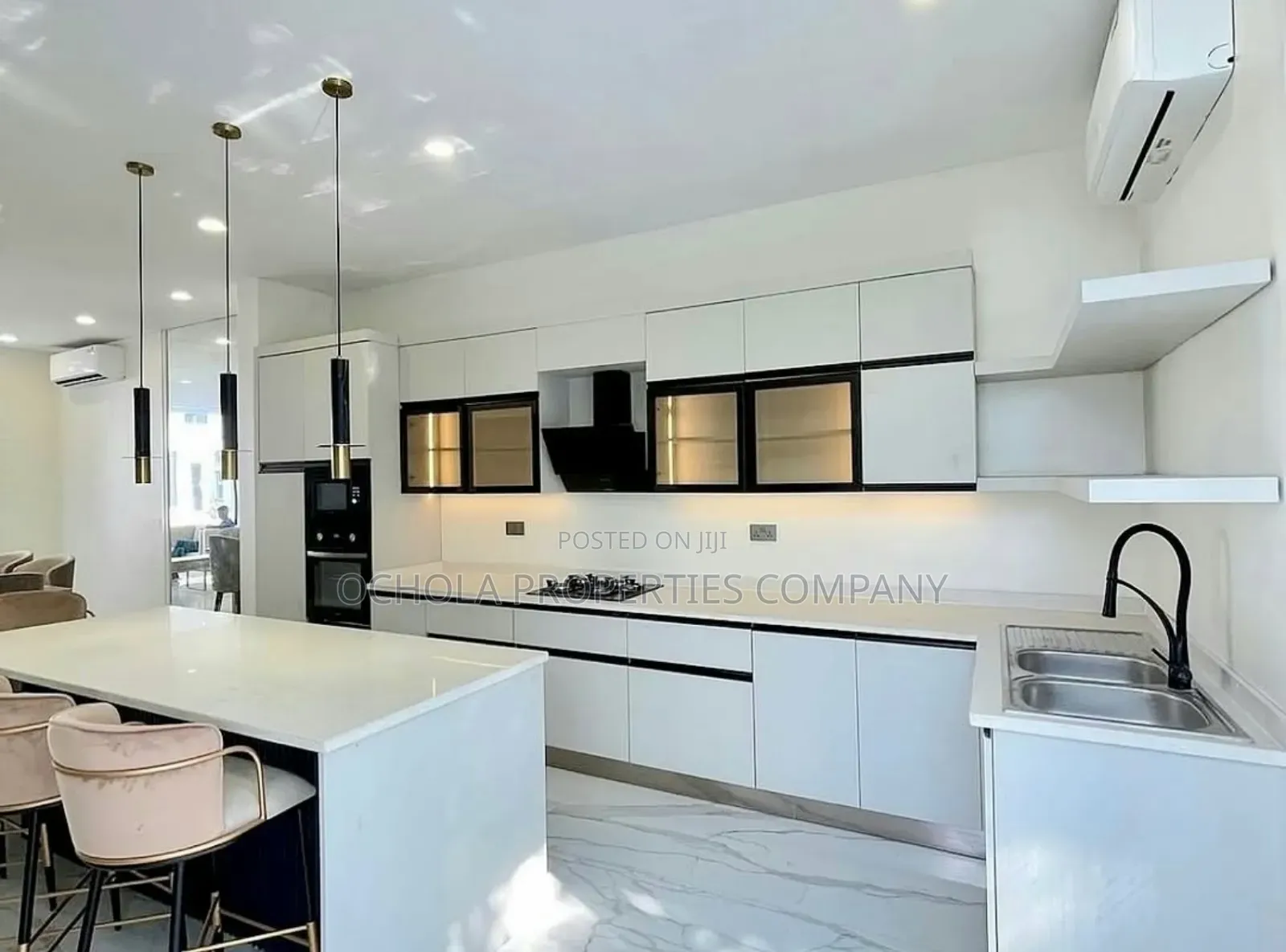 Furnished 5bdrm Villa in Masaki for rent