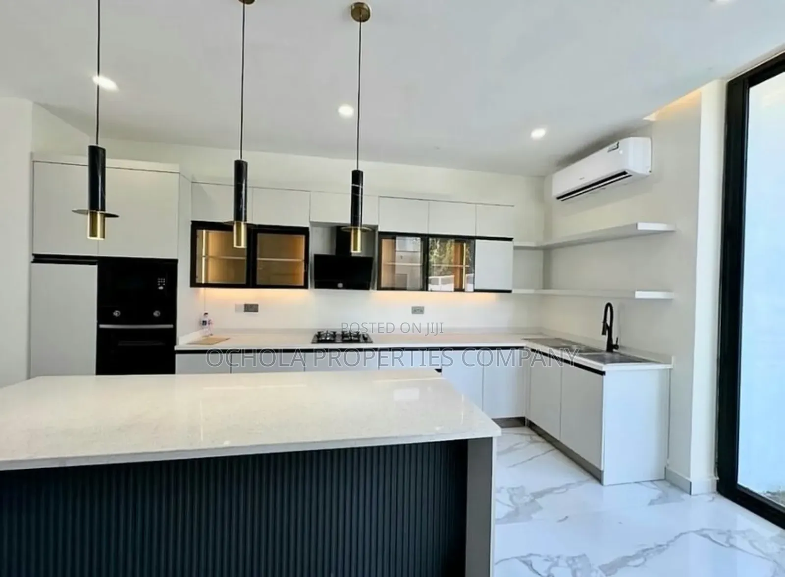 Furnished 5bdrm Villa in Masaki for rent