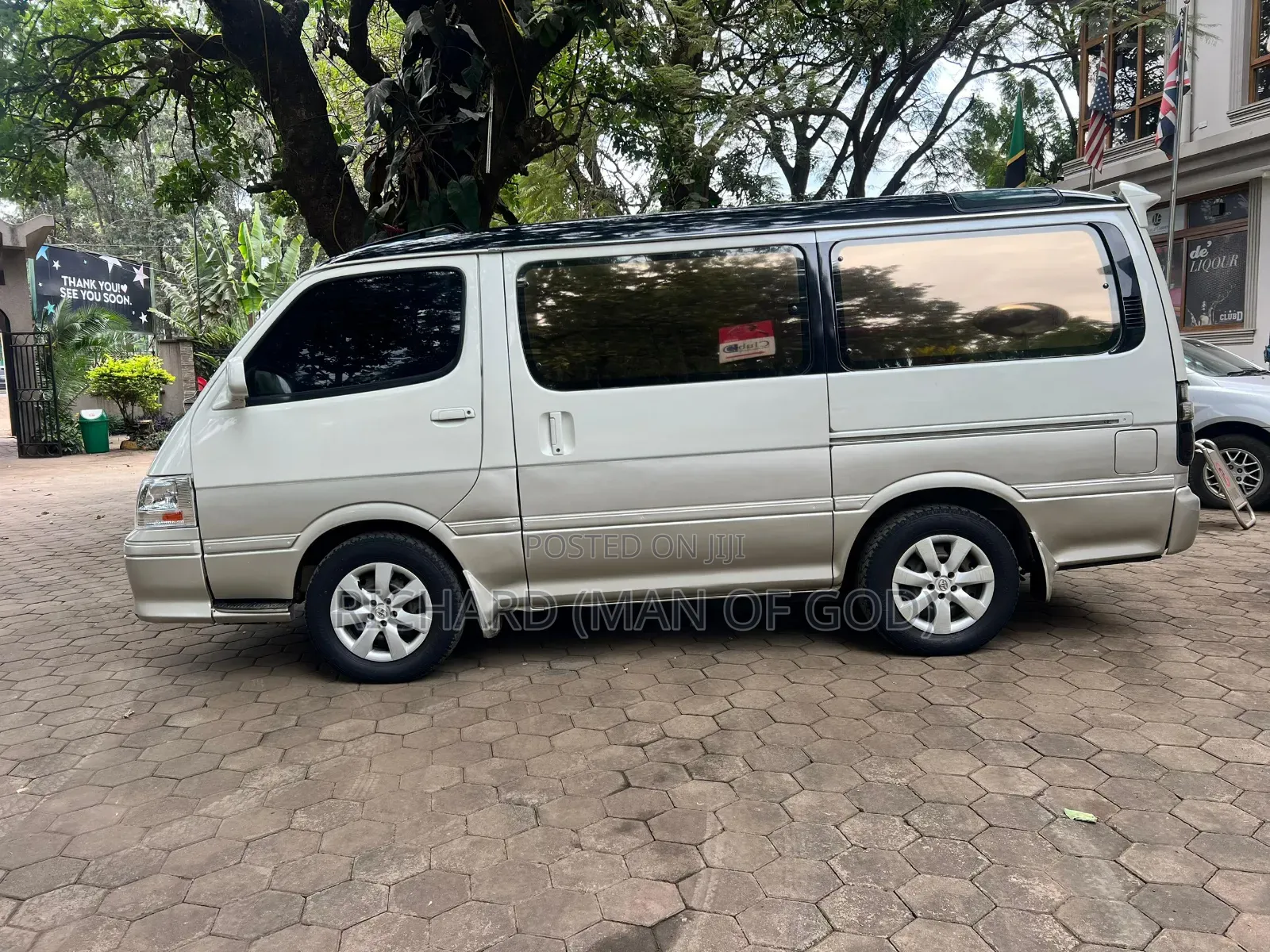 Toyota HiAce 1998 Silver