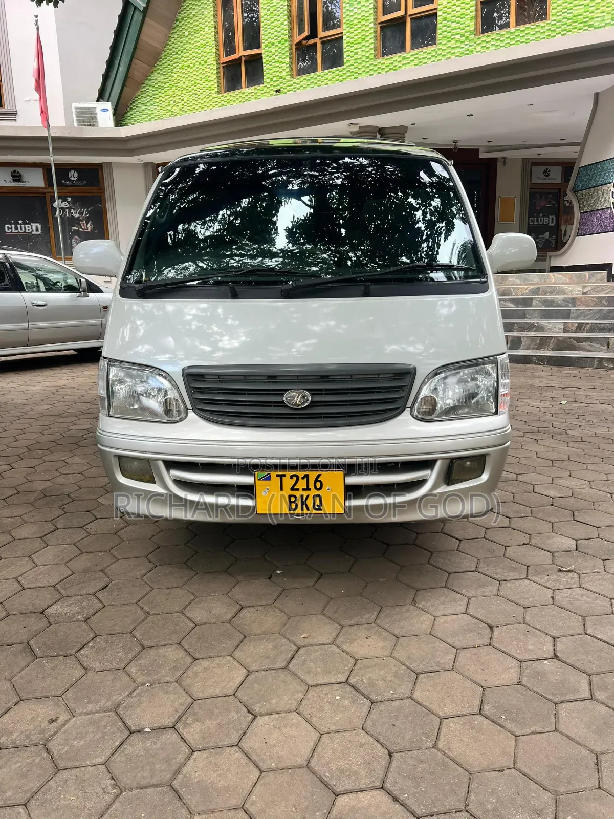Toyota HiAce 1998 Silver