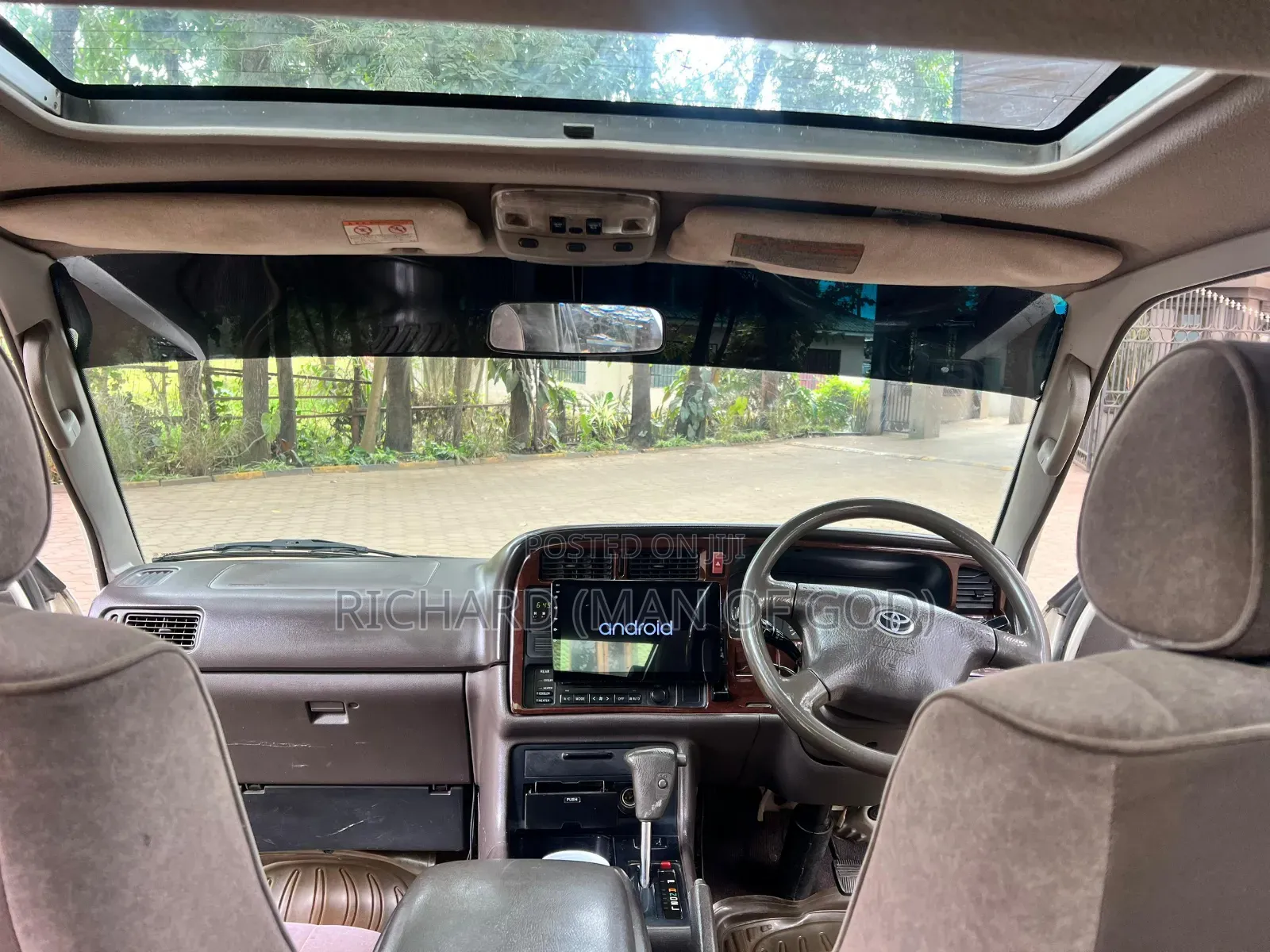 Toyota HiAce 1998 Silver