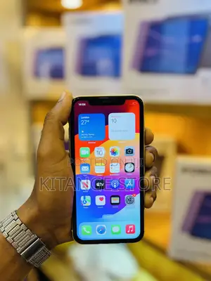 Apple XR 64 GB
