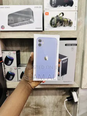 New Apple iPhone 11 64 GB Purple