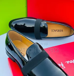 Viatu Smart and Stylish Vya Versace