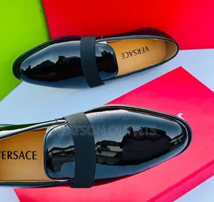 Viatu Smart and Stylish Vya Versace