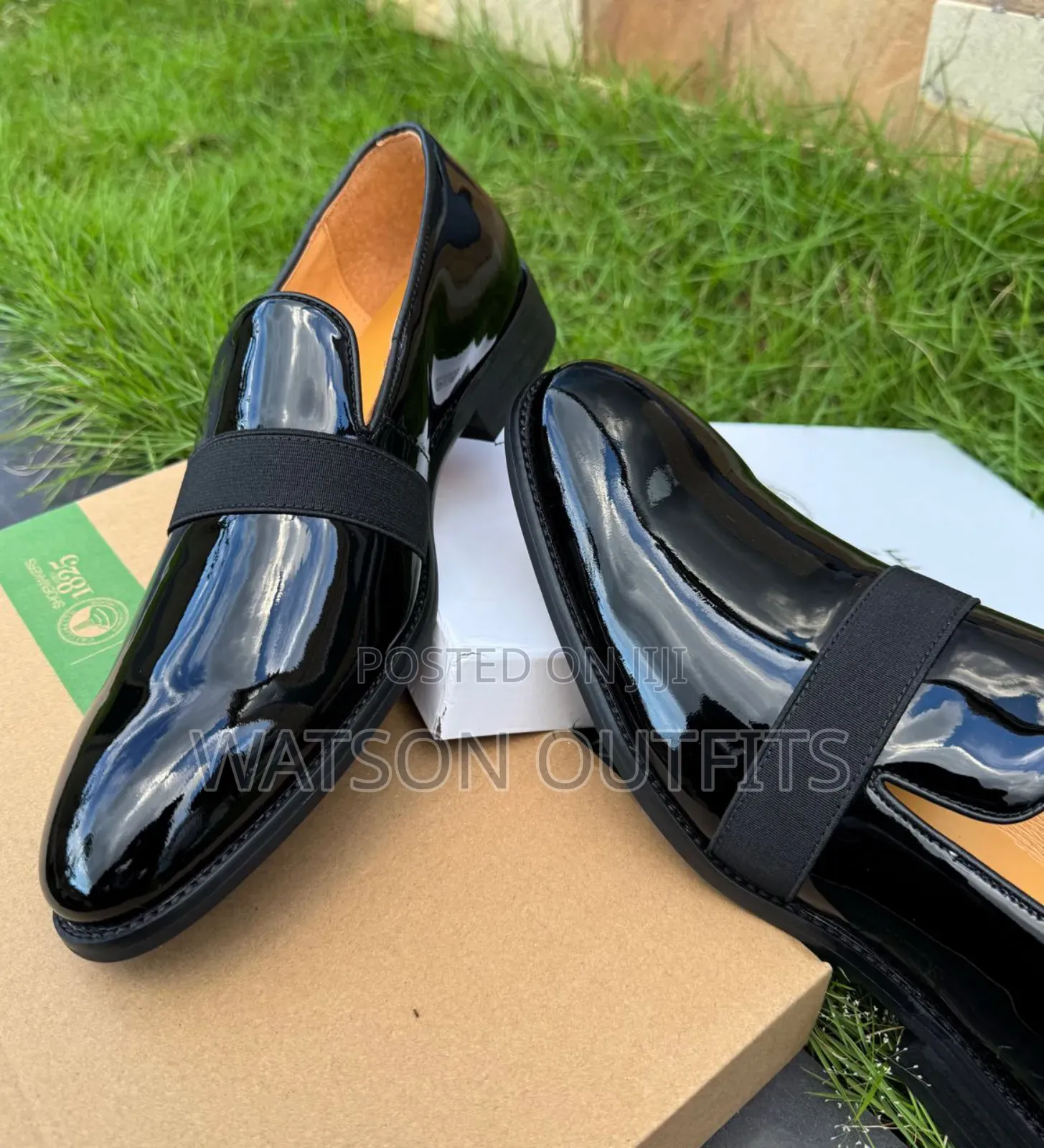 Viatu Smart and Stylish Vya Versace