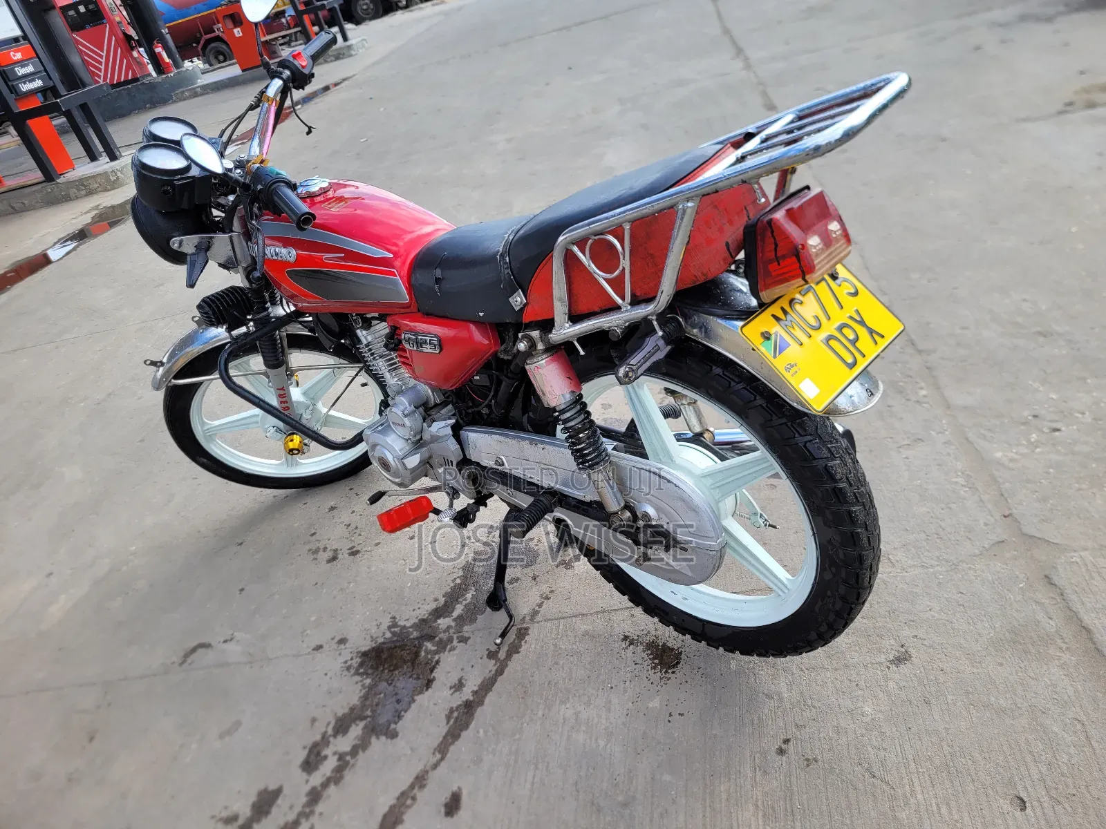 Honda 2025 Red