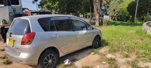 Toyota Corolla Spacio 2005 Silver