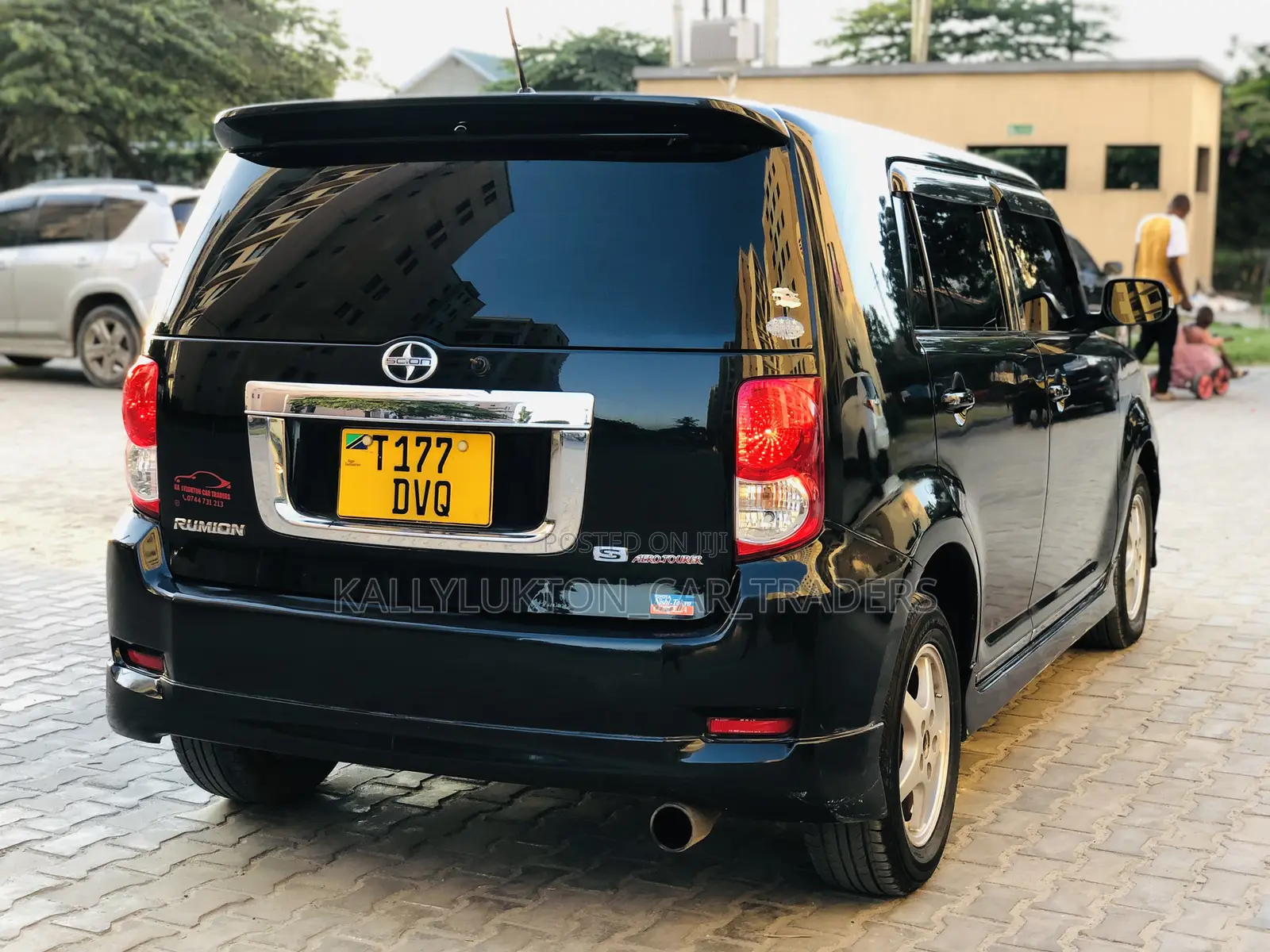 Toyota Corolla Rumion 2010 Black