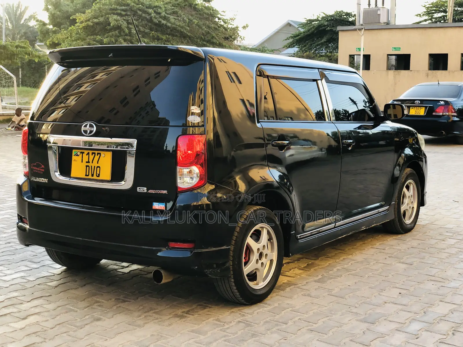 Toyota Corolla Rumion 2010 Black