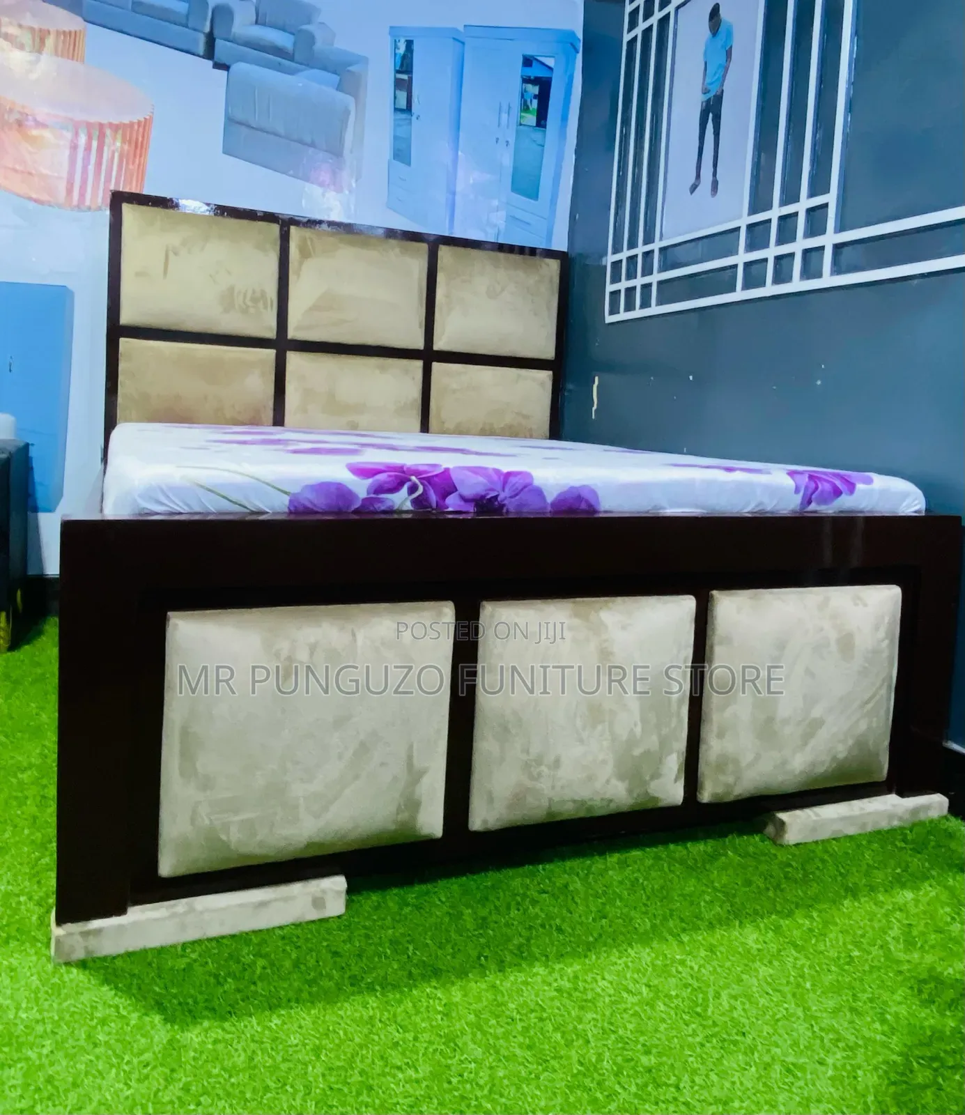 Kitanda Classic Sana 5/6 Vvvip Bed