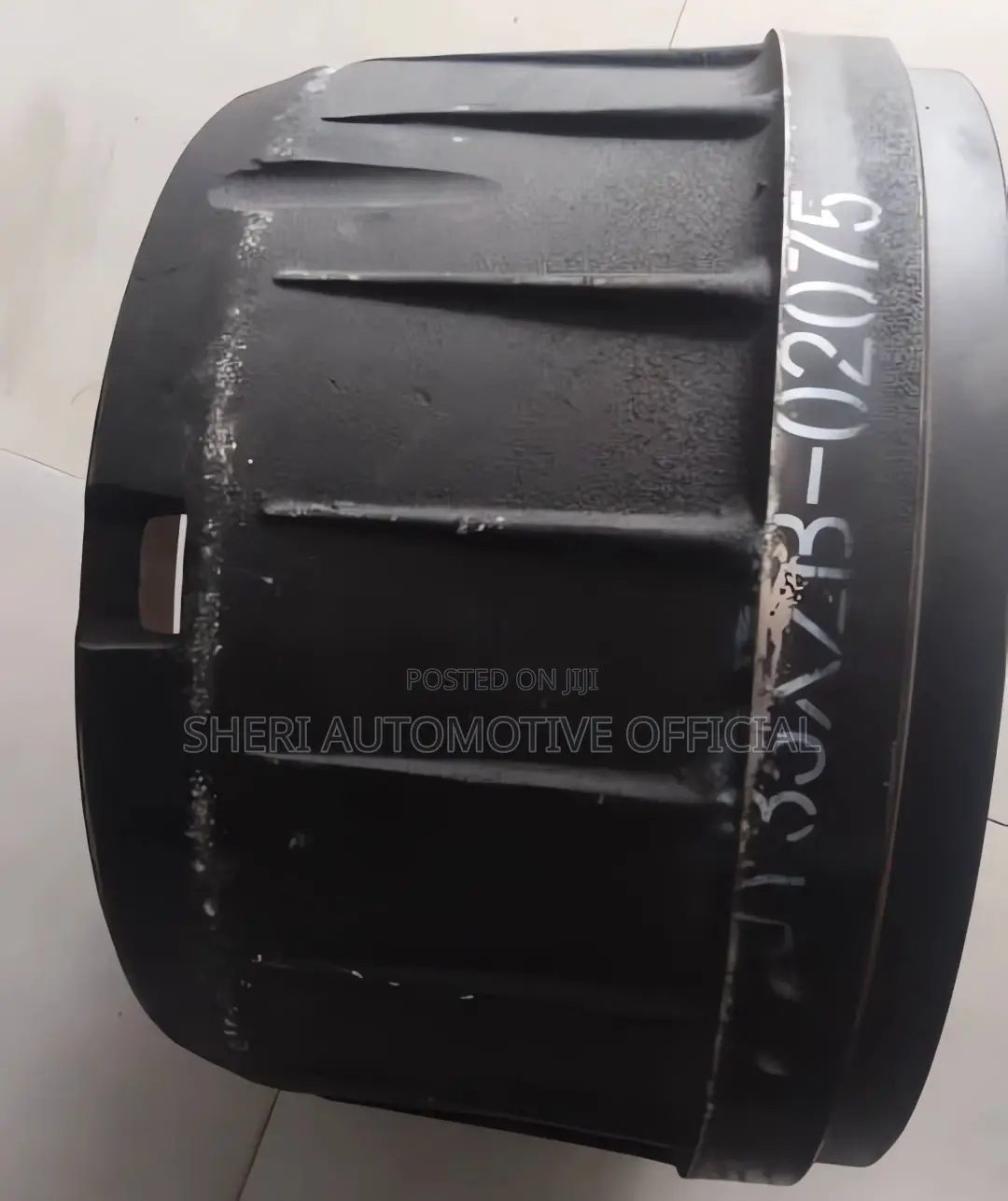 Zhongtong6129/6125/6126 Golden Dragon Brake Drum Rea