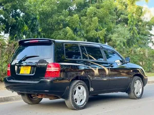 Toyota Kluger 2002 Black