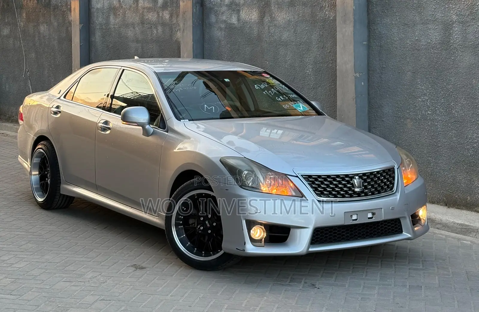 Toyota Crown 2011 Silver