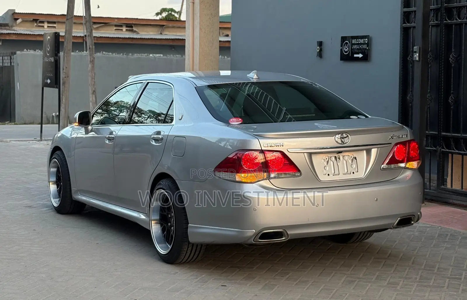 Toyota Crown 2011 Silver
