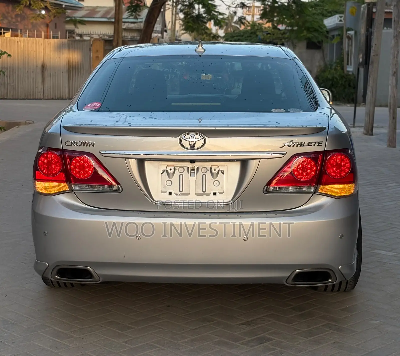 Toyota Crown 2011 Silver