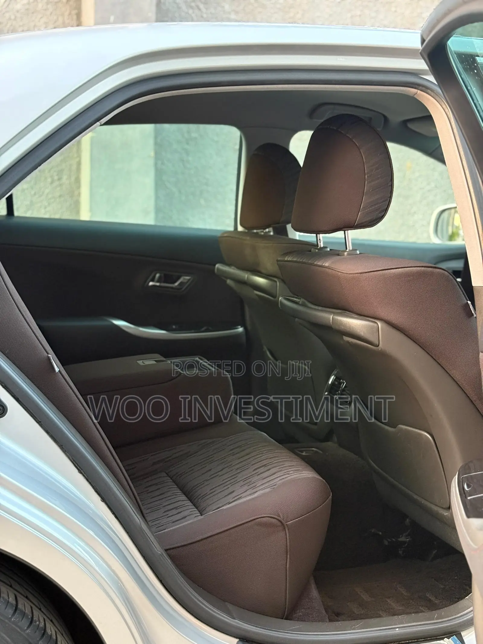 Toyota Crown 2011 Silver