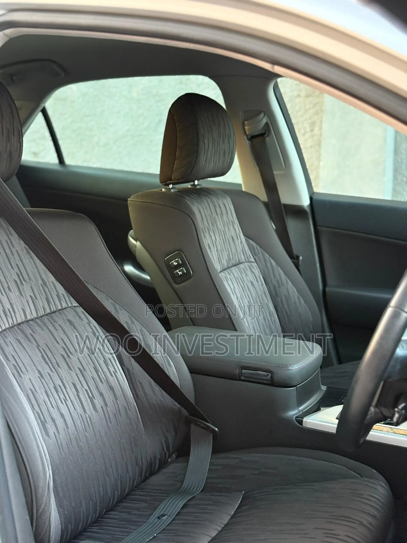 Toyota Crown 2011 Silver