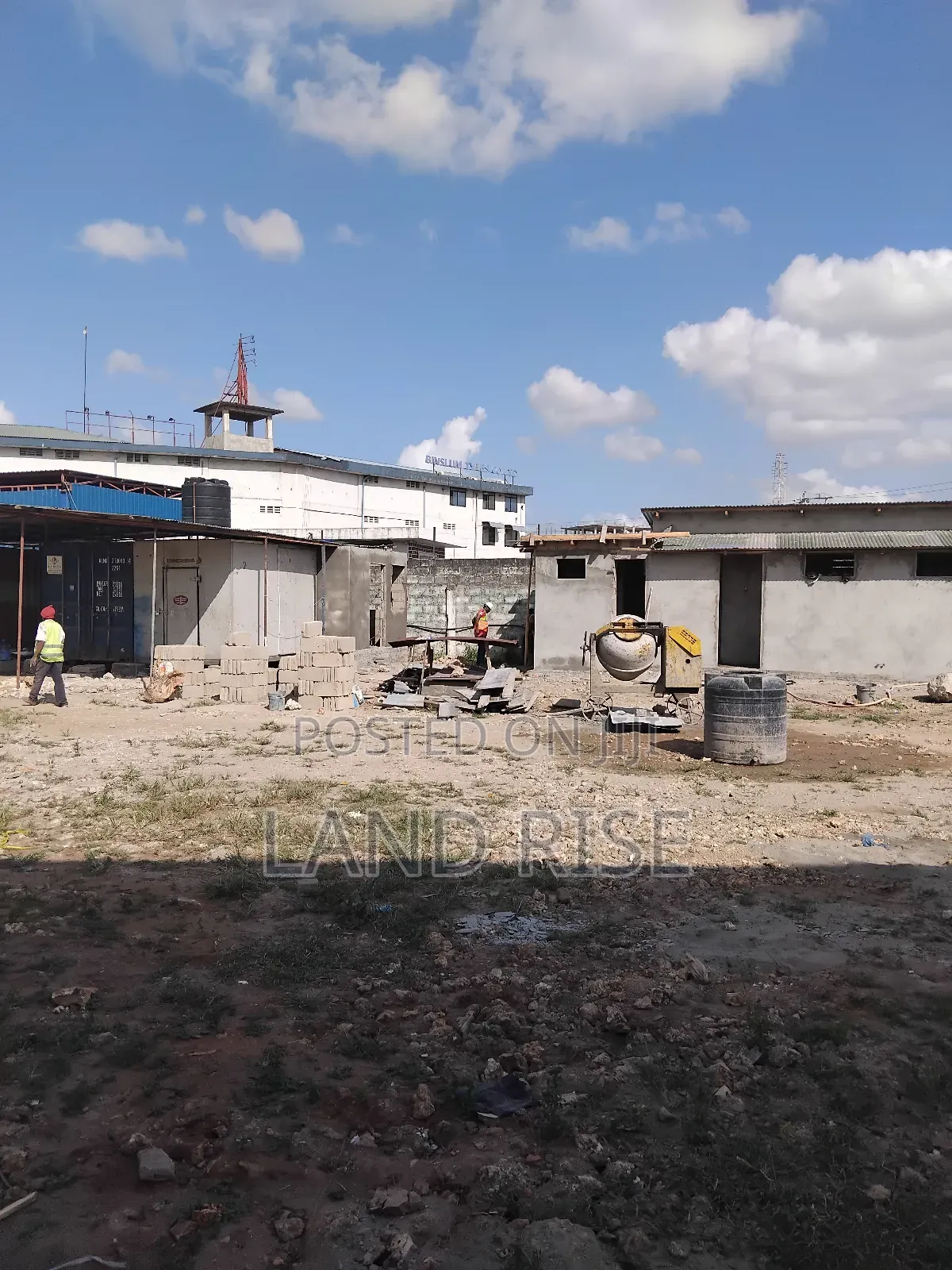 6000 SQM Open Yard in Sokota