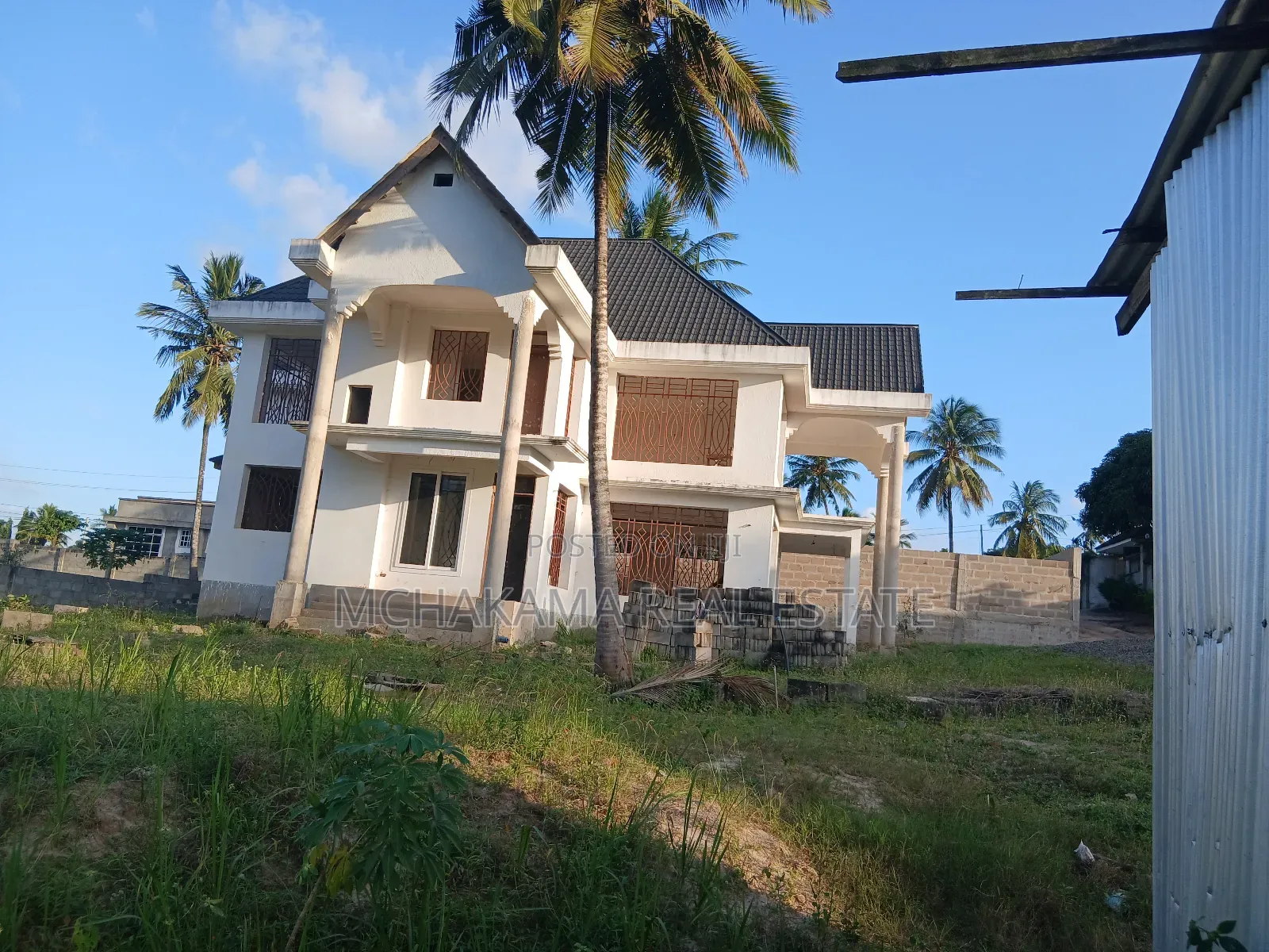 4bdrm Block of Flats in Yusuph, Kinyerezi for sale