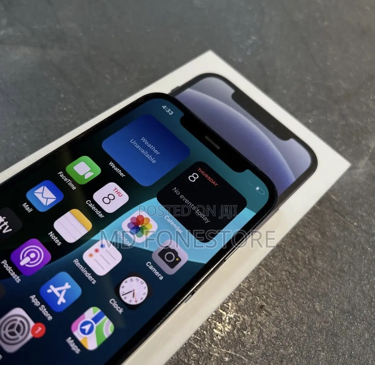 New Apple iPhone 12 64 GB Black