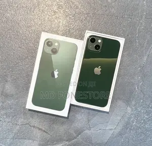 New Apple iPhone 13 128 GB Green
