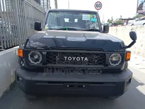 Toyota Land Cruiser 2024 Matt Black