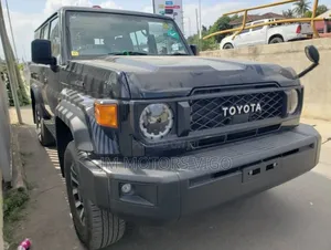 Toyota Land Cruiser 2024 Matt Black
