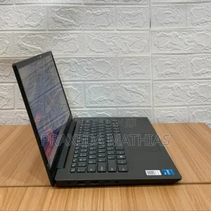 Laptop Lenovo V14 G3 IAP 8GB Intel Core I5 HDD+SSD 512GB