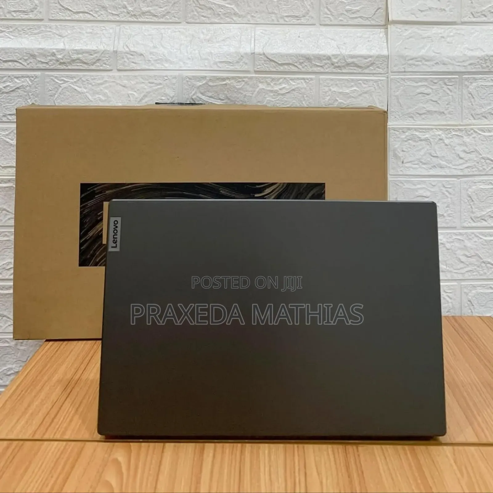 Laptop Lenovo V14 G3 IAP 8GB Intel Core I5 HDD+SSD 512GB