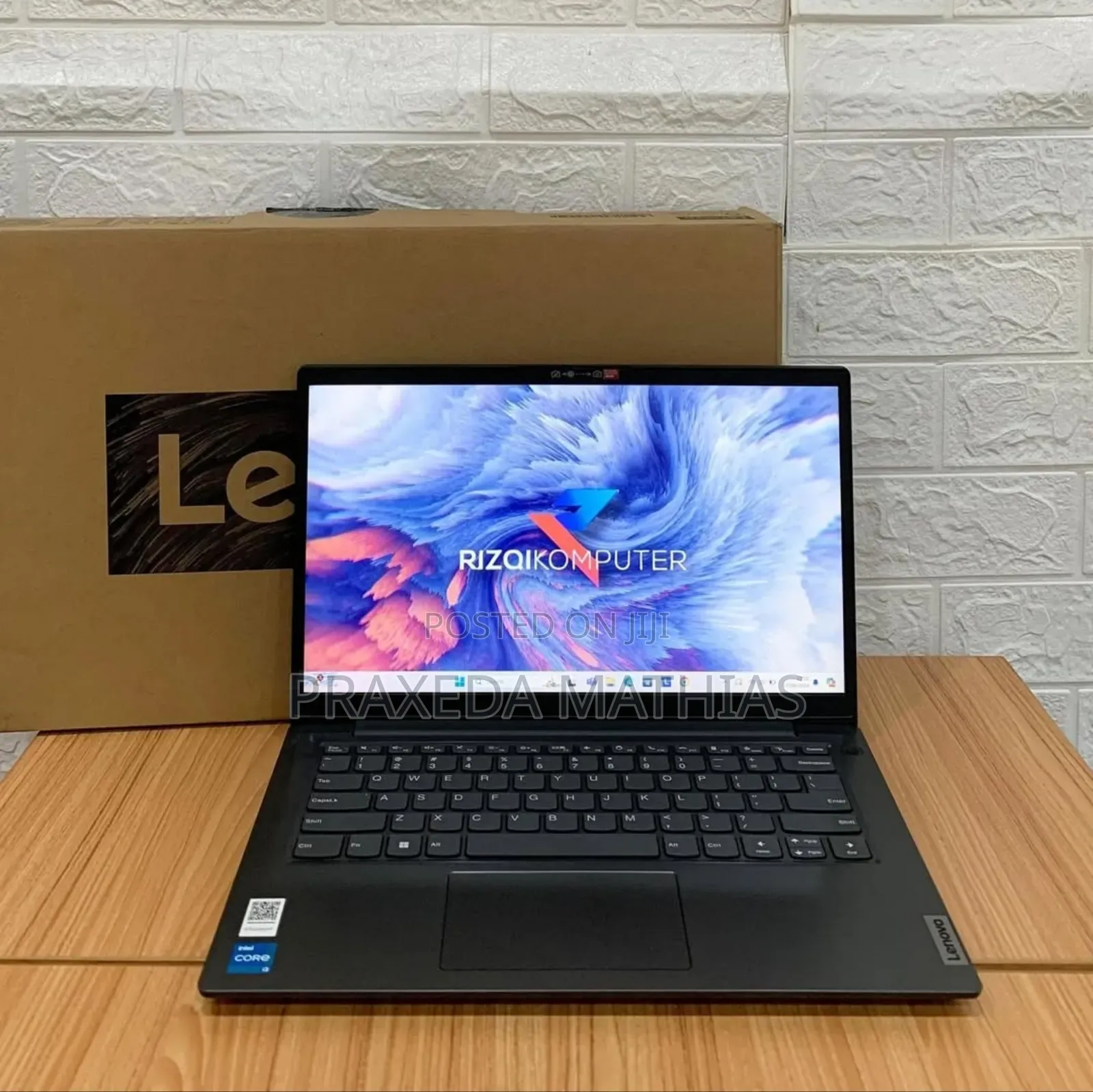 Laptop Lenovo V14 G3 IAP 8GB Intel Core I5 HDD+SSD 512GB