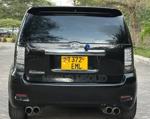 Toyota Corolla Rumion 2008 Black